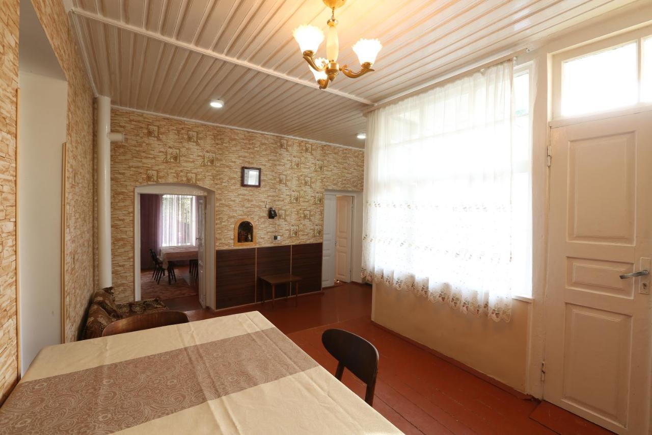 Guesthouse "Ashot Shalunts" Goris Exterior foto
